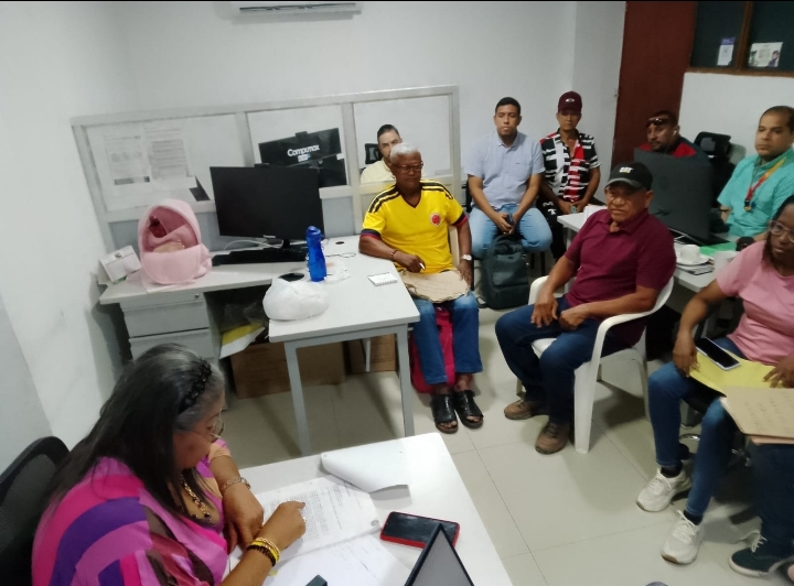 MESA DE TRABAJO CON LOS DISTINTOS REPRESENTANTES DE LOS SECTORES  DEL DISTRITO DE CARTAGENA  